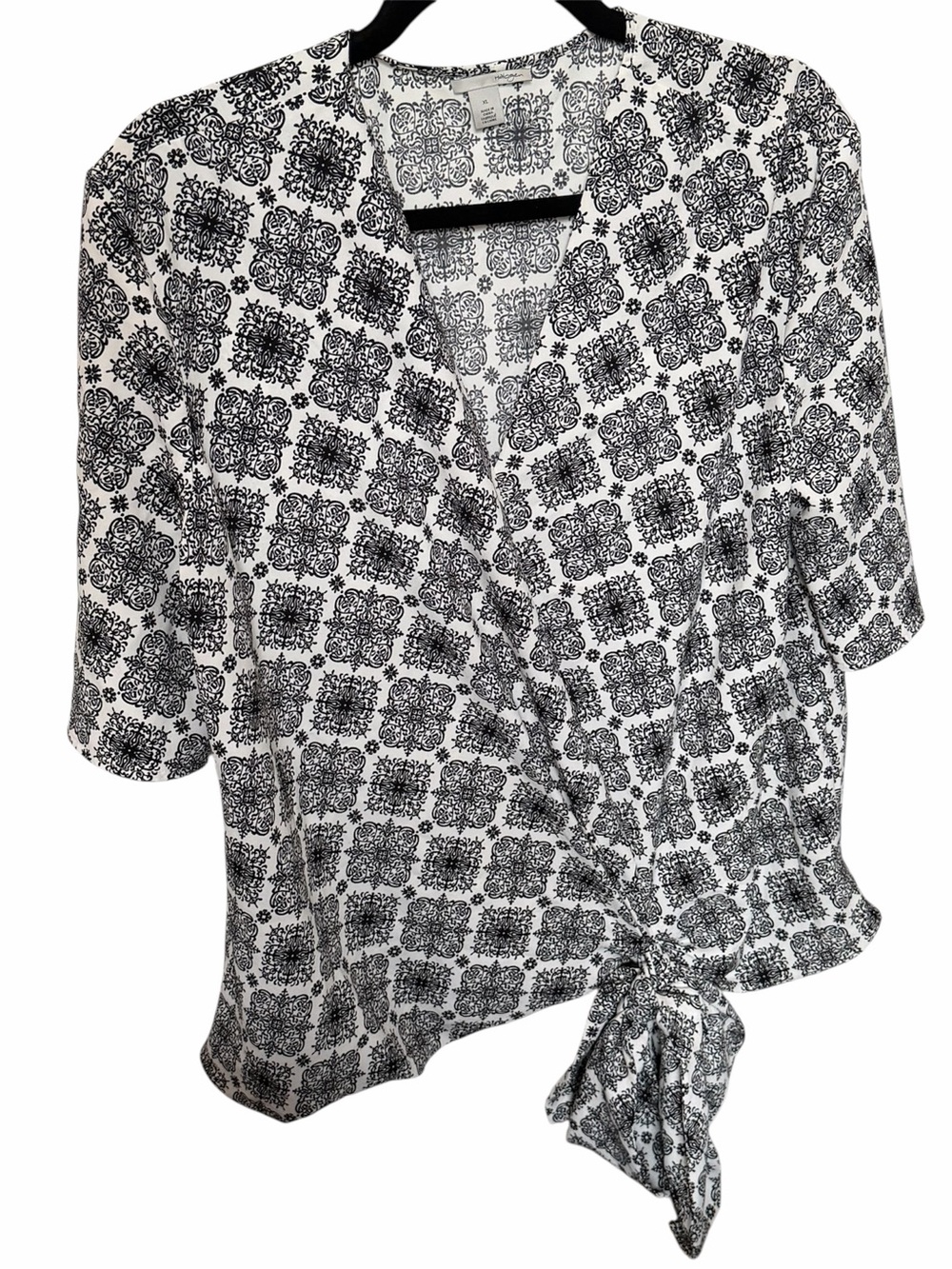 Halogen Black & White Patterned Tie-Front Blouse Sz XL